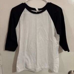 Black and White 3/4 longsleeve